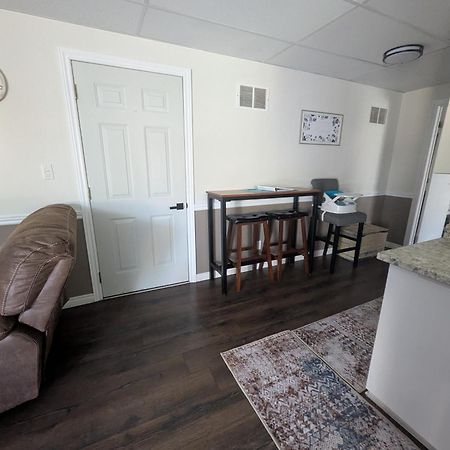 Suite In The Bush-Private Apartment Bancroft Esterno foto